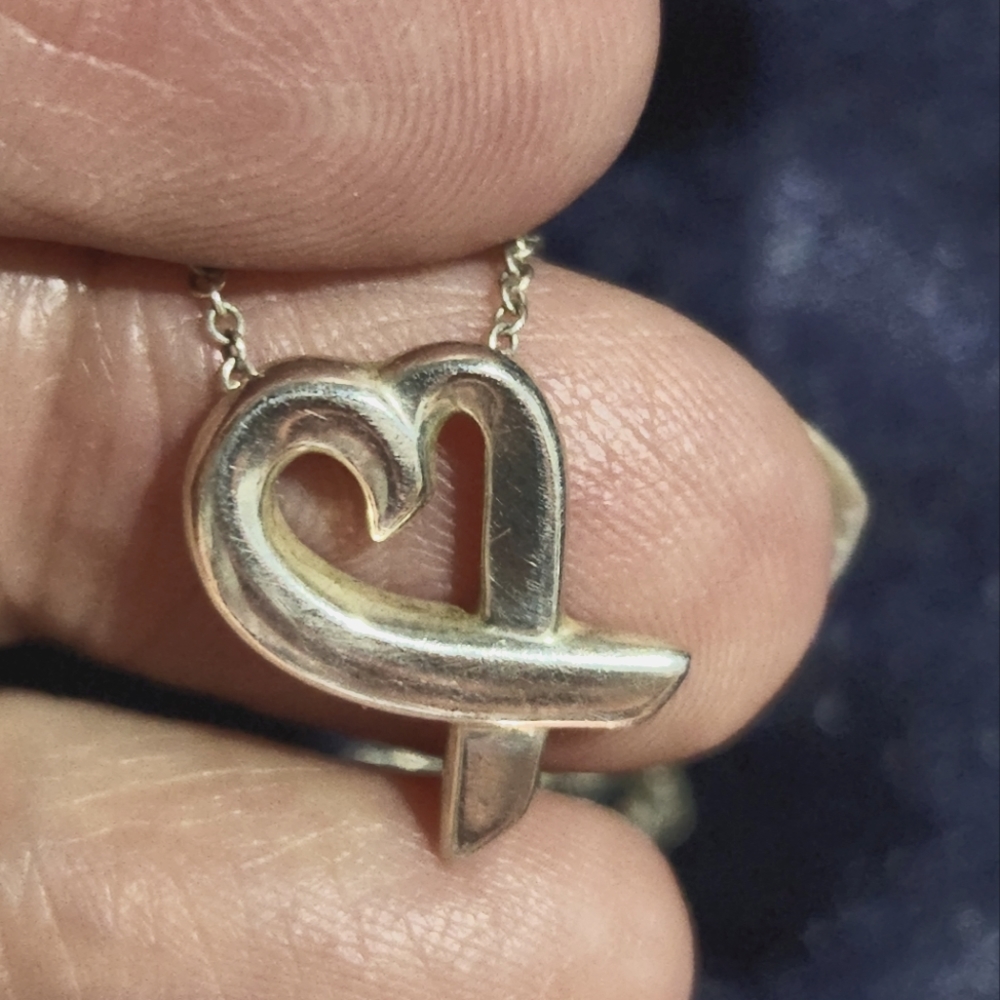 STERLING SILVER NECKLACE